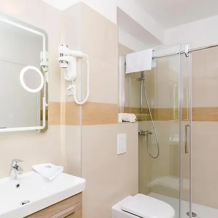 5 Star Apartamento *